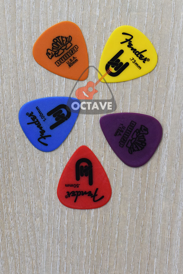 Best quality guitar picks- 5 Pieces mixed thickness Set